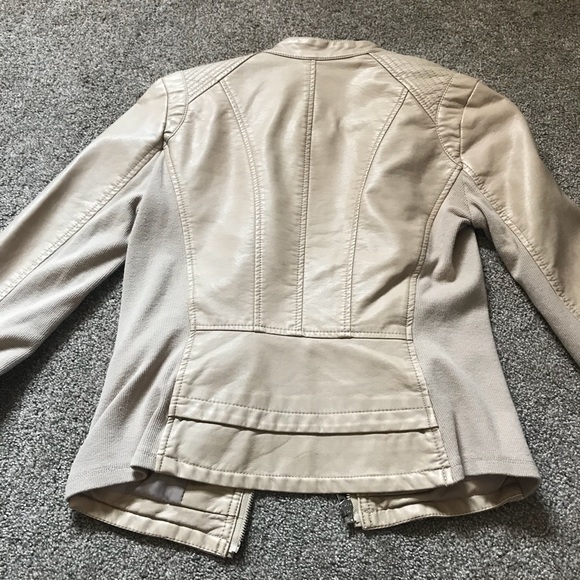 Express “leather” jacket. - Picture 3 of 4